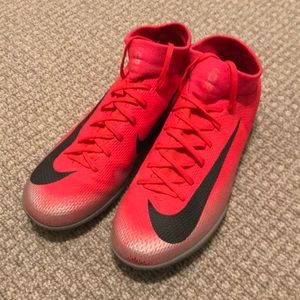 Mercurial vapor superfly indoor soccer shoes